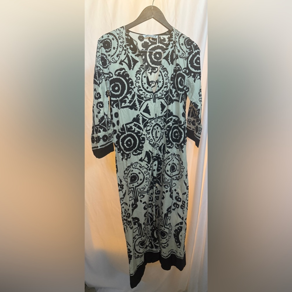 Zara Black and Cream Patterned Dress